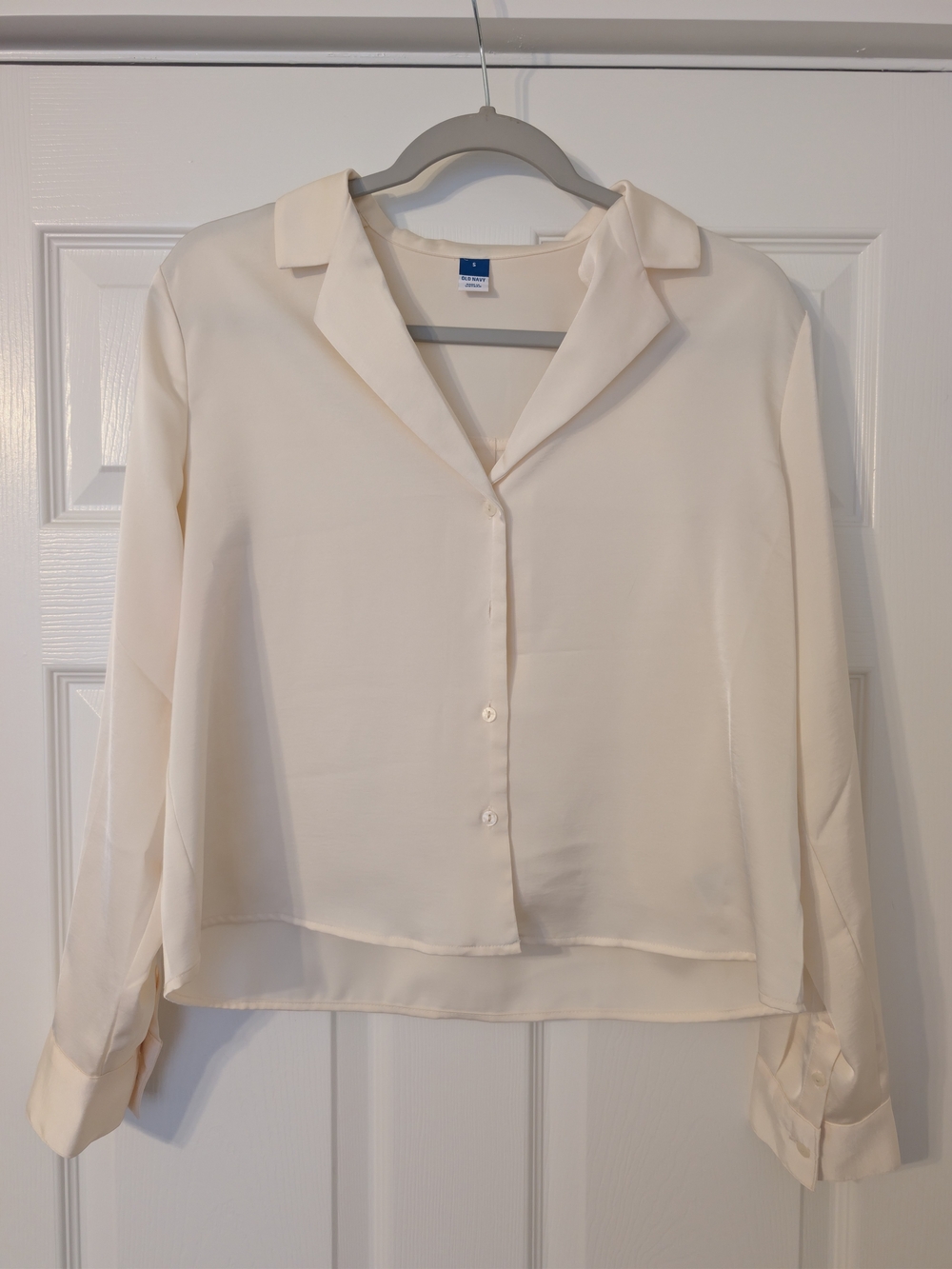 A New Day Cream Button-Front Collared Blouse